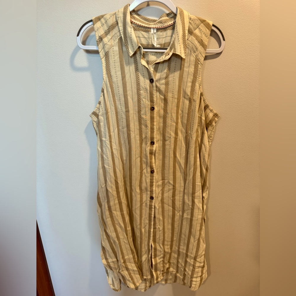 Anthropologie button down tunic